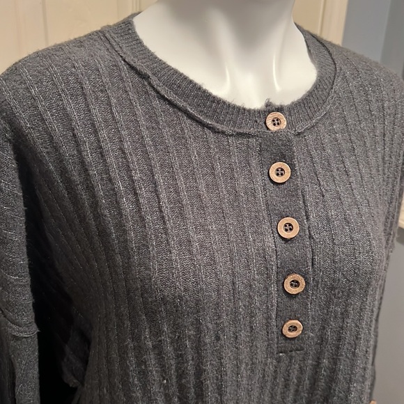 Free People Tunic Top - EUC - Picture 2 of 8